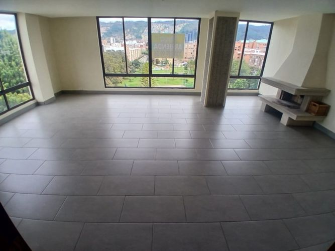 Apartamento de 3 alcobas en venta en Estrella Del Norte, Bogotá, 198 m² · foto 3 de 24