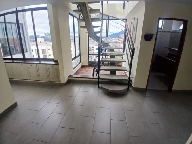 Apartamento de 3 alcobas en venta en Estrella Del Norte, Bogotá, 198 m² · foto 7 de 24