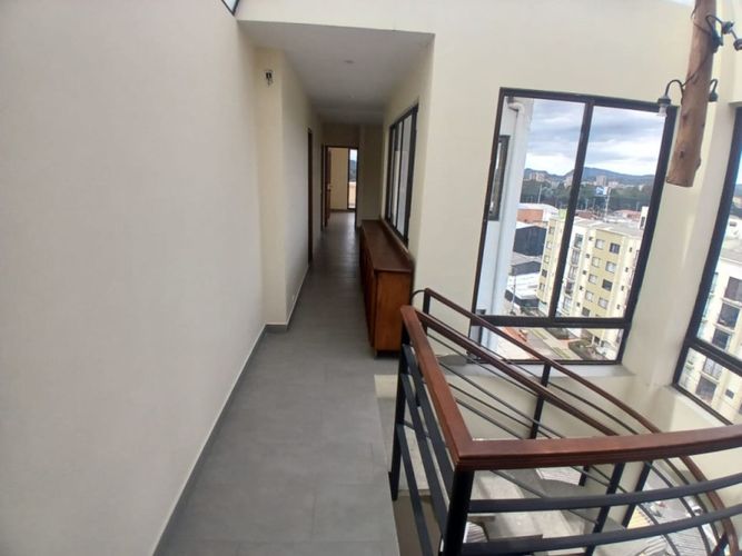 Apartamento de 3 alcobas en venta en Estrella Del Norte, Bogotá, 198 m² · foto 11 de 24