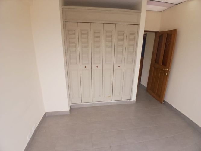 Apartamento de 3 alcobas en venta en Estrella Del Norte, Bogotá, 198 m² · foto 19 de 24