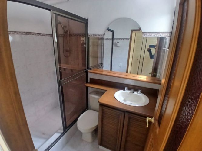 Apartamento de 3 alcobas en venta en Estrella Del Norte, Bogotá, 198 m² · foto 22 de 24