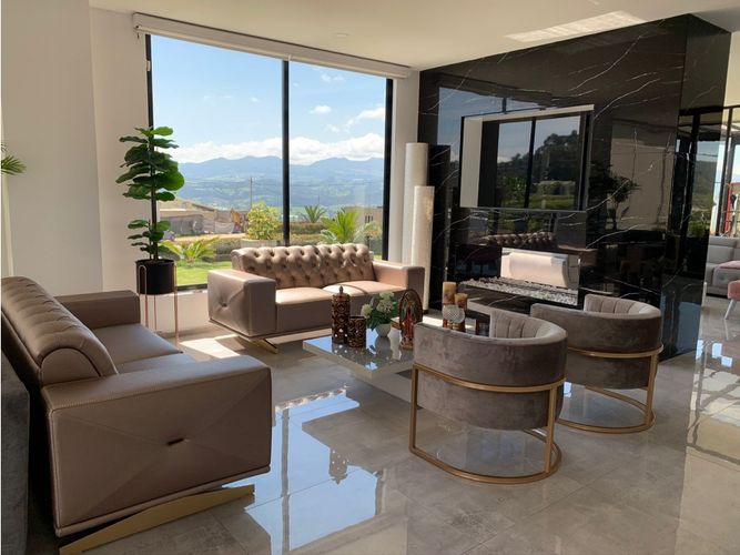 Casa de 5 alcobas en venta en Yerbabuena, Sopó, 540 m² · foto 15 de 24