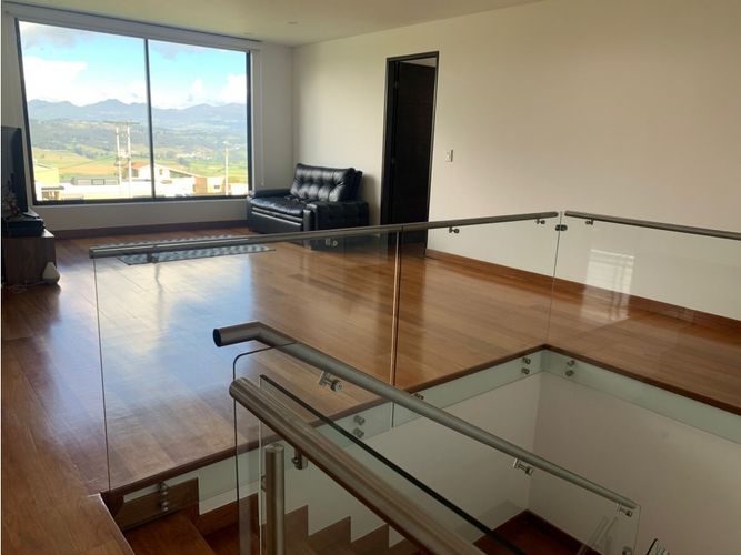 Casa de 5 alcobas en venta en Yerbabuena, Sopó, 540 m² · foto 16 de 24