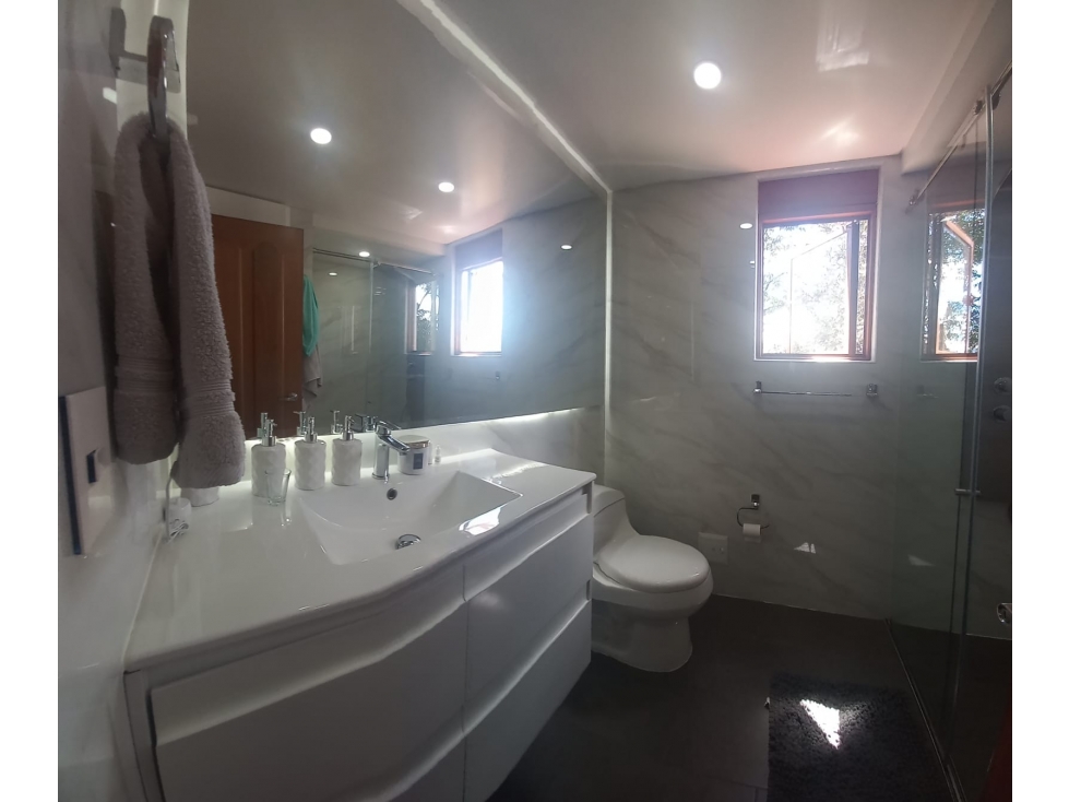 Apartamento en venta en Cerros De Suba, Bogotá · foto 18 de 24