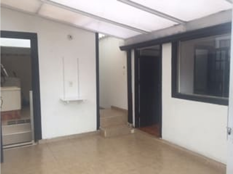 Casa en venta en Galerias, Bogotá · foto 2 de 22