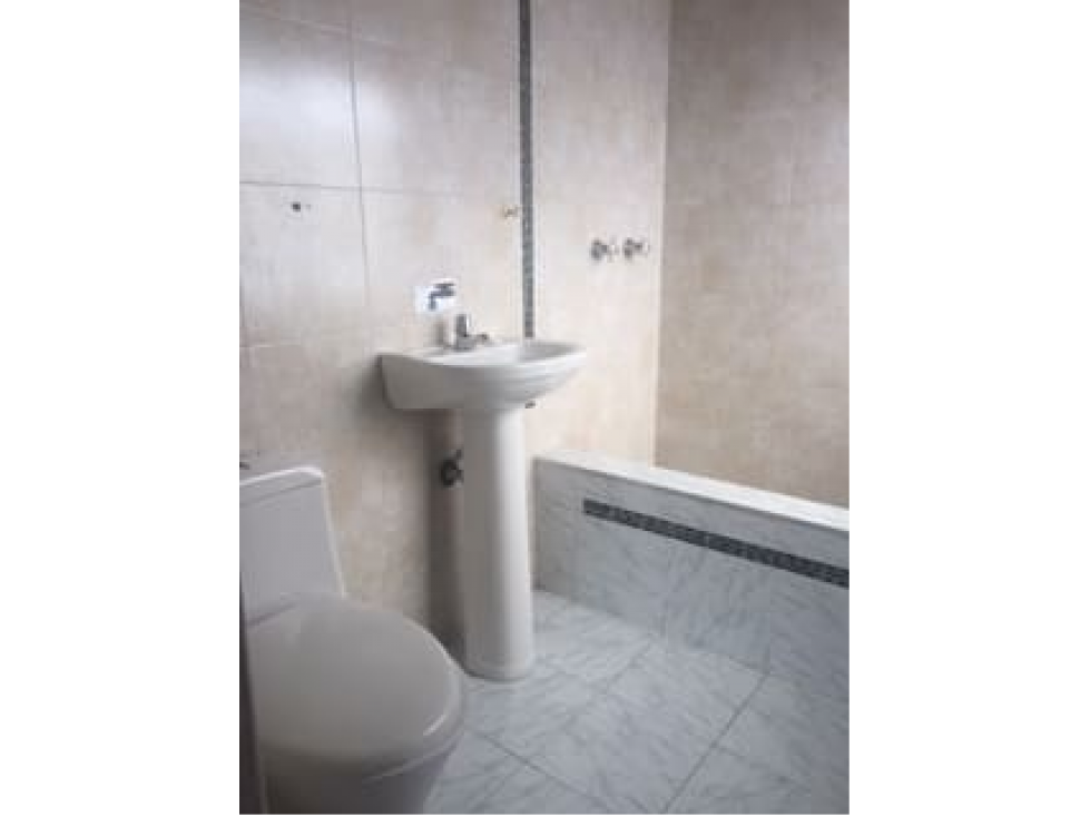 Casa en venta en Galerias, Bogotá · foto 15 de 22