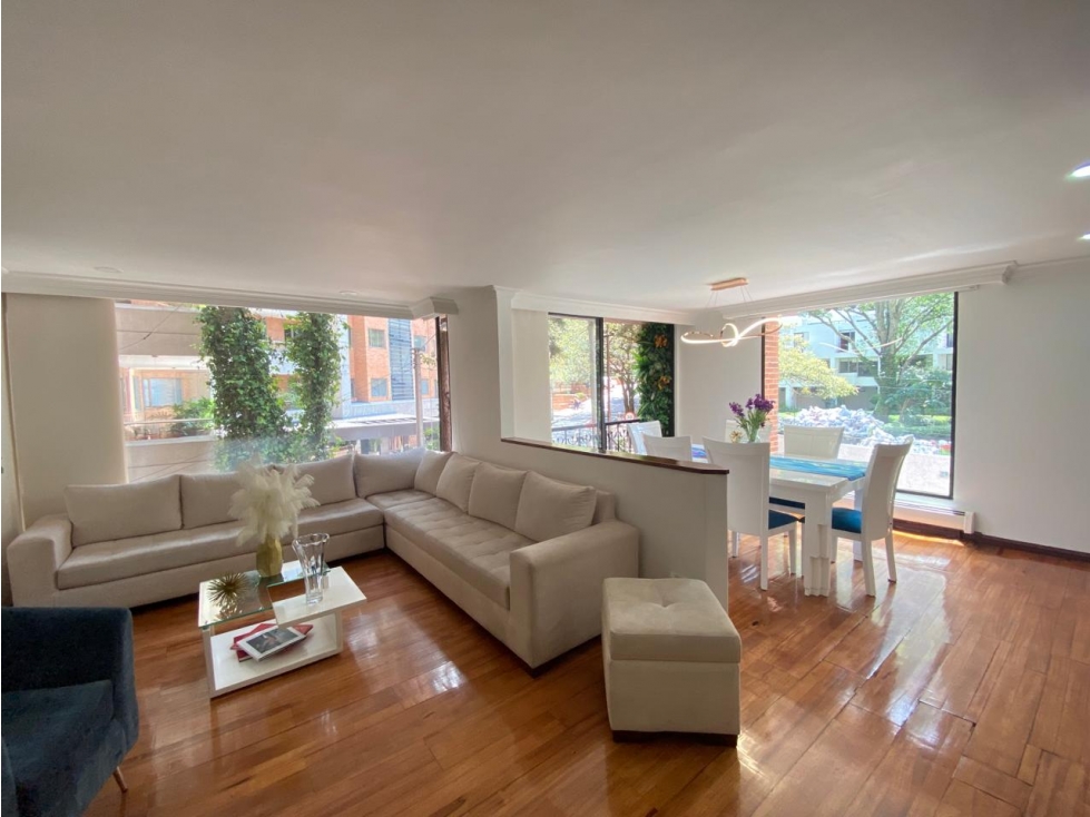 Apartamento en venta en Los Rosales, Bogotá · foto 3 de 24