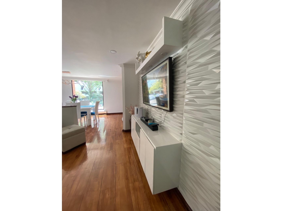 Apartamento en venta en Los Rosales, Bogotá · foto 12 de 24