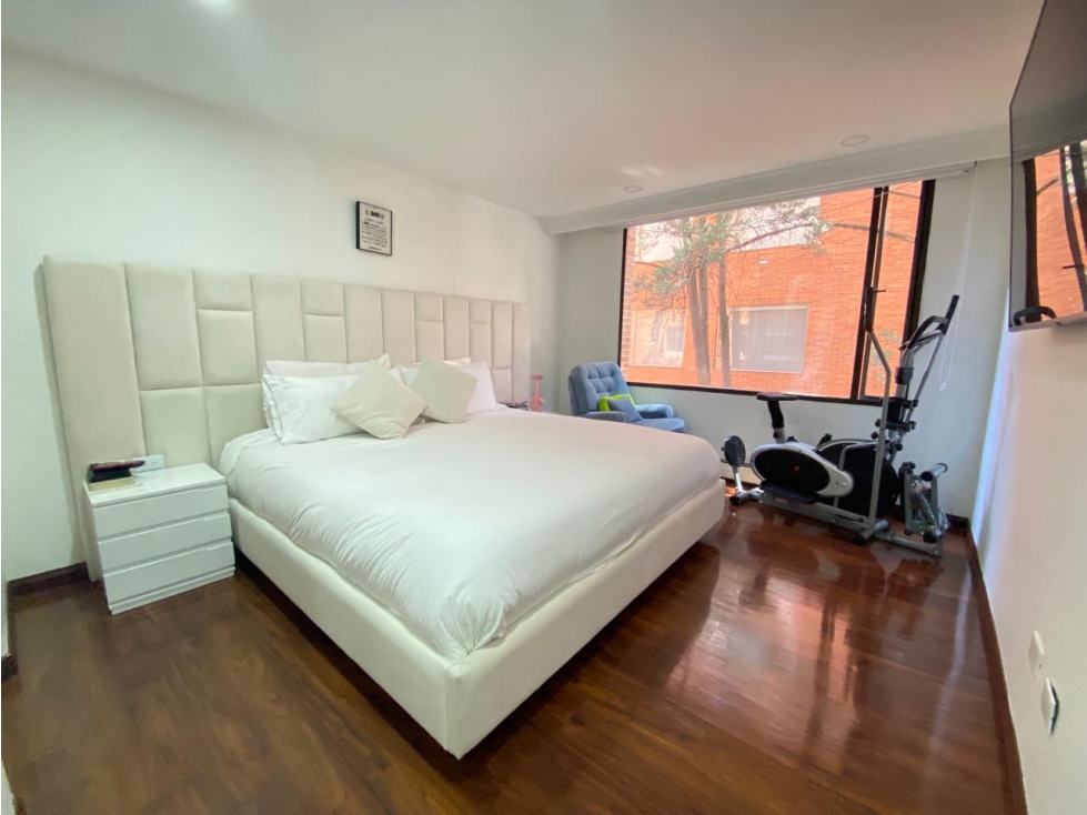 Apartamento en venta en Los Rosales, Bogotá · foto 17 de 24