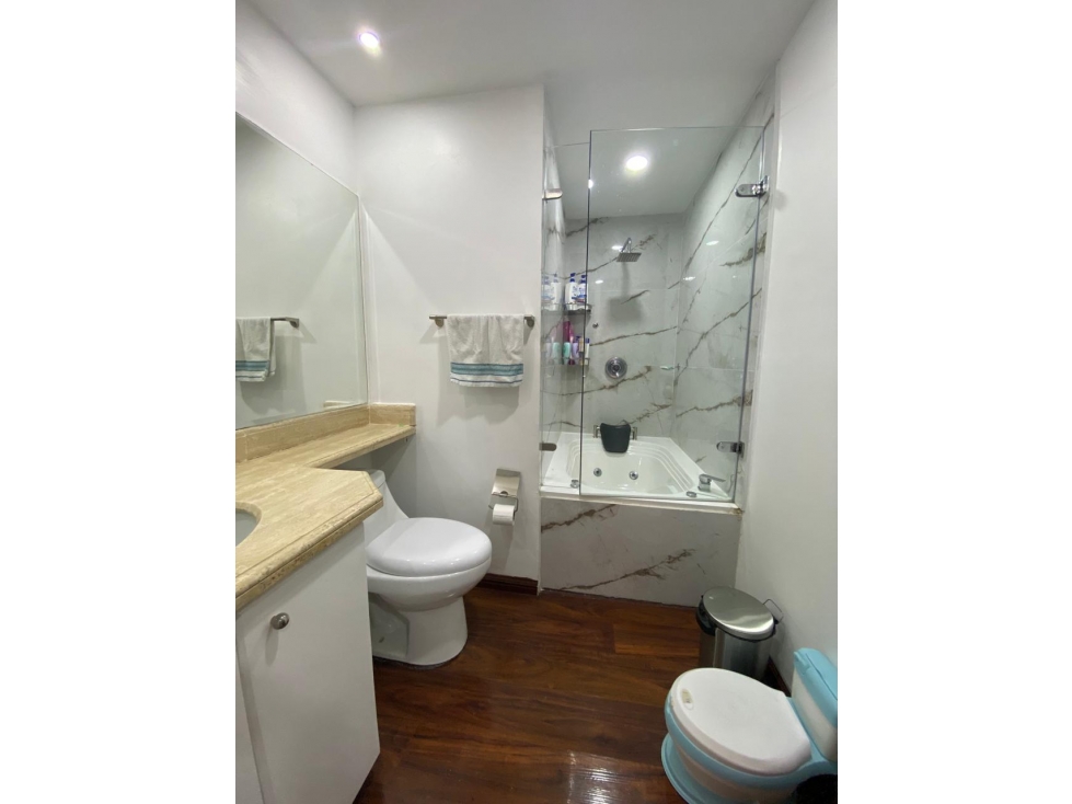 Apartamento en venta en Los Rosales, Bogotá · foto 22 de 24