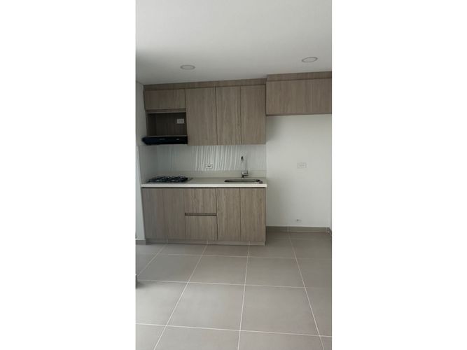 Apartamento de 3 alcobas en venta en Toledo, La Estrella, 74 m² · foto 4 de 16