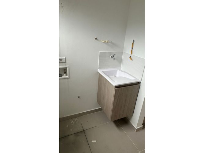 Apartamento de 3 alcobas en venta en Toledo, La Estrella, 74 m² · foto 5 de 16