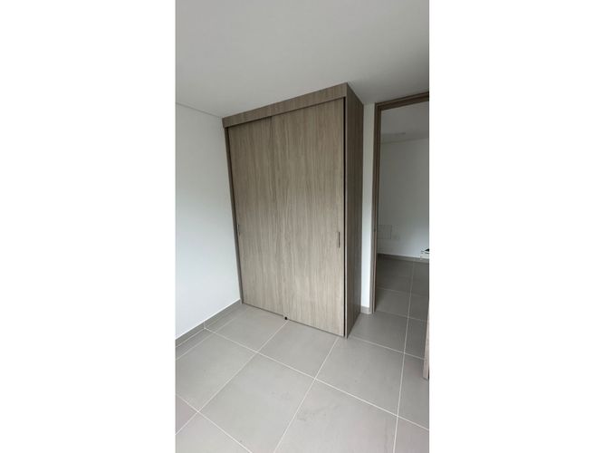Apartamento de 3 alcobas en venta en Toledo, La Estrella, 74 m² · foto 9 de 16