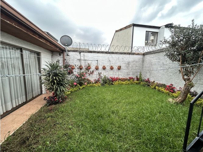 Casa de 4 alcobas en venta en Las Villas, Bogotá, 270 m² · foto 12 de 24