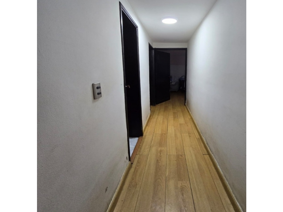 Apartamento en venta en Cedro Golf, Bogotá · foto 7 de 18