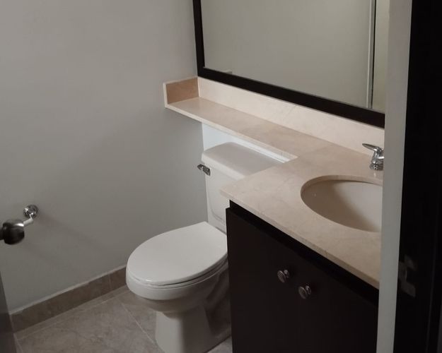 Apartamento de 3 alcobas en venta en Belén, Medellín, 90 m² · foto 15 de 16