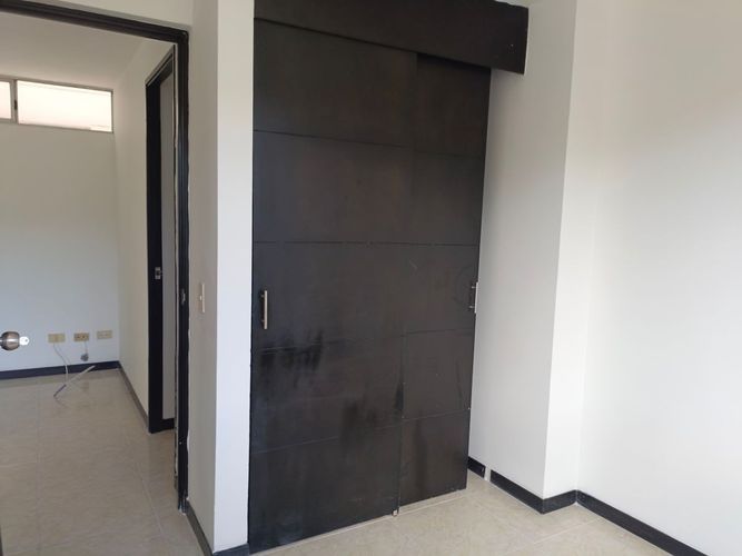 Apartamento de 3 alcobas en venta en Belén, Medellín, 90 m² · foto 10 de 16