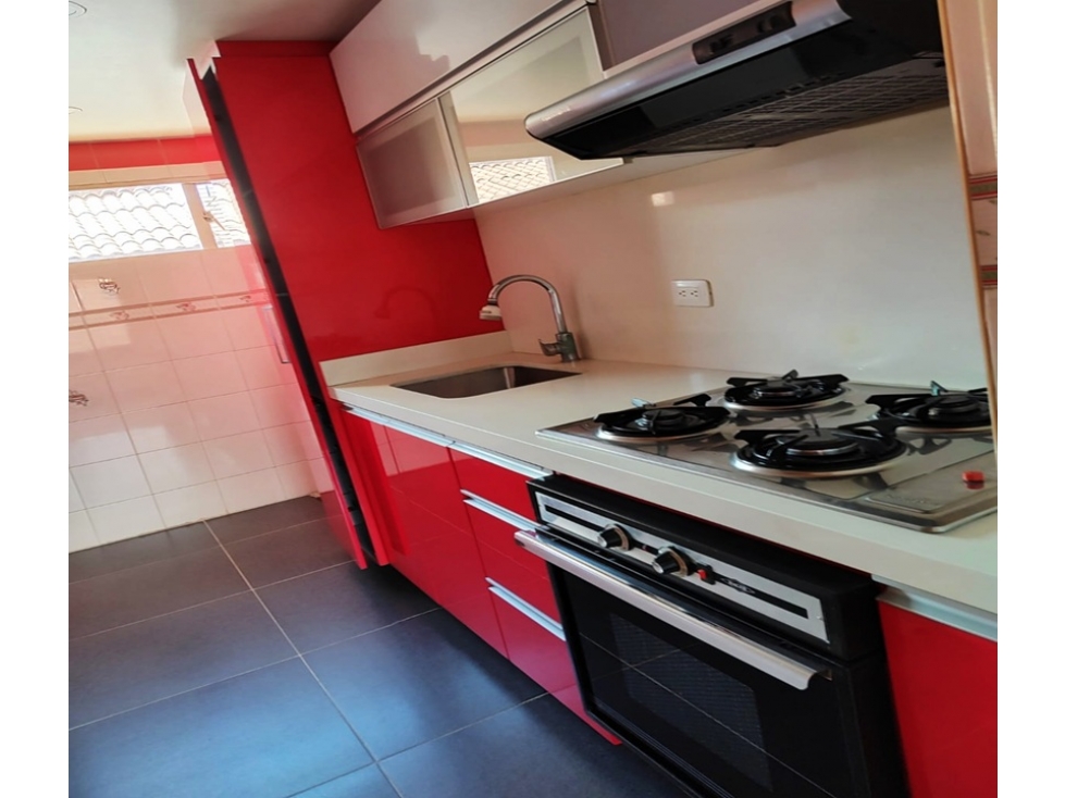Apartamento en venta en Santa Helena, Bogotá · foto 8 de 24