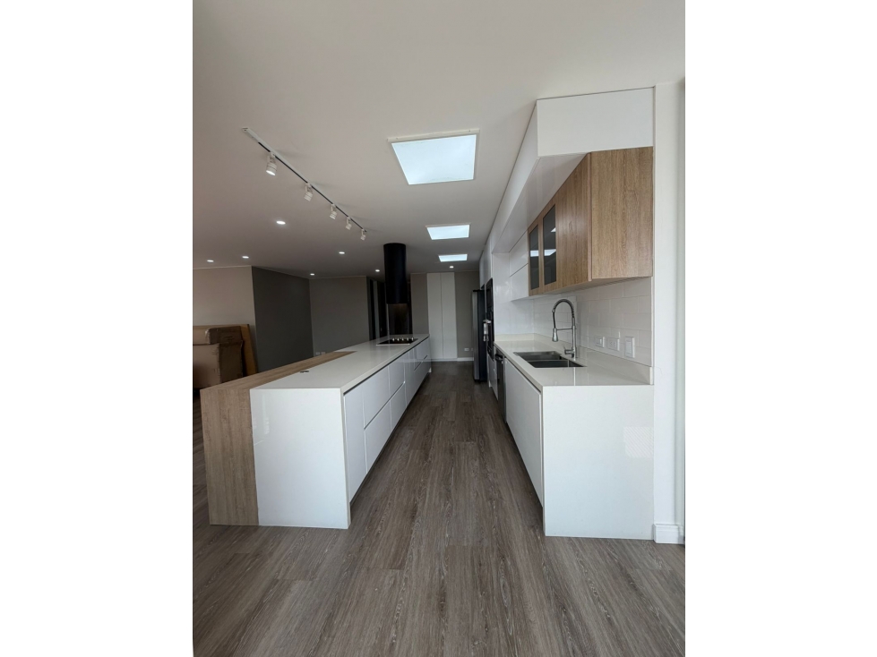 Apartamento en venta en Niza Suba, Bogotá · foto 2 de 24