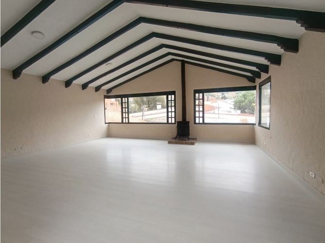 Casa de 4 alcobas en venta en Santa Barbara Occidental, Bogotá, 446 m² · foto 11 de 24