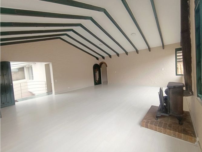 Casa de 4 alcobas en venta en Santa Barbara Occidental, Bogotá, 446 m² · foto 12 de 24