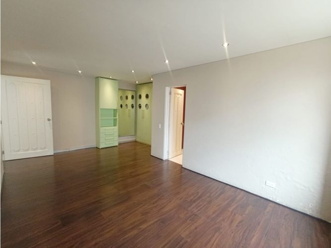 Casa de 4 alcobas en venta en Santa Barbara Occidental, Bogotá, 446 m² · foto 15 de 24
