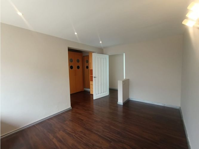 Casa de 4 alcobas en venta en Santa Barbara Occidental, Bogotá, 446 m² · foto 22 de 24