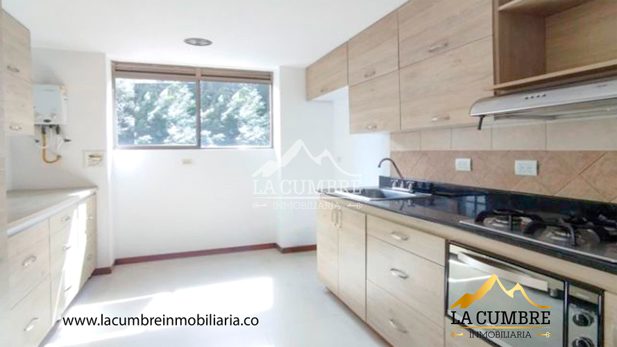 Apartamento de 3 alcobas en arriendo en San Lucas, Medellín, 120 m² · foto 5 de 14
