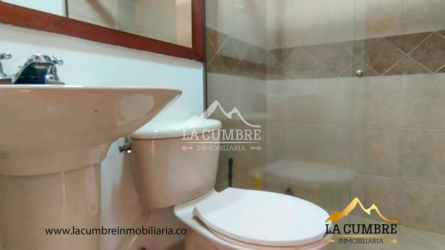 Apartamento de 3 alcobas en arriendo en San Lucas, Medellín, 120 m² · foto 13 de 14