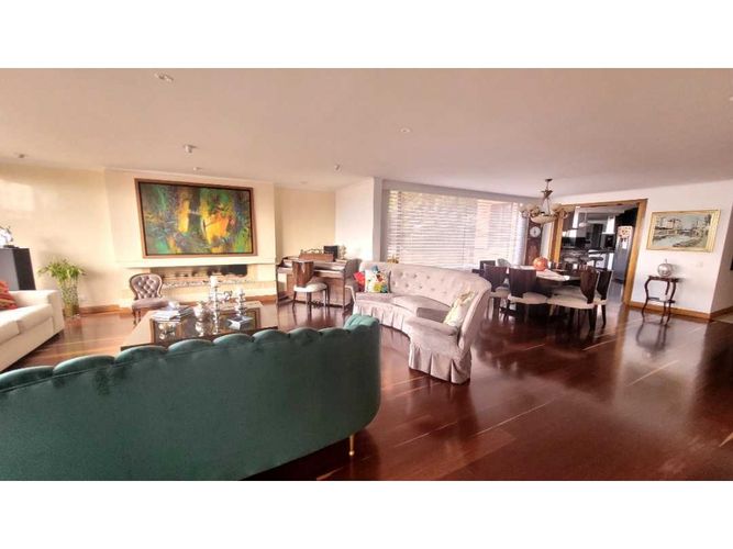 Apartamento de 3 alcobas en venta en Chapinero, Bogotá, 300 m² · foto 4 de 16