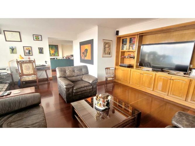 Apartamento de 3 alcobas en venta en Chapinero, Bogotá, 300 m² · foto 6 de 16