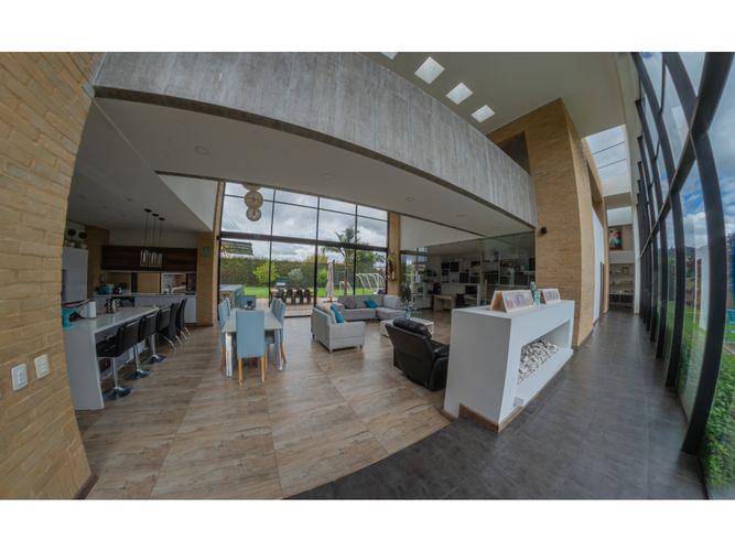 Casa de 5 alcobas en venta en Delicias Norte, Chía, 750 m² · foto 7 de 24