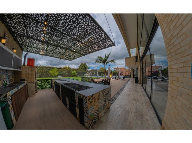 Casa de 5 alcobas en venta en Delicias Norte, Chía, 750 m² · foto 18 de 24