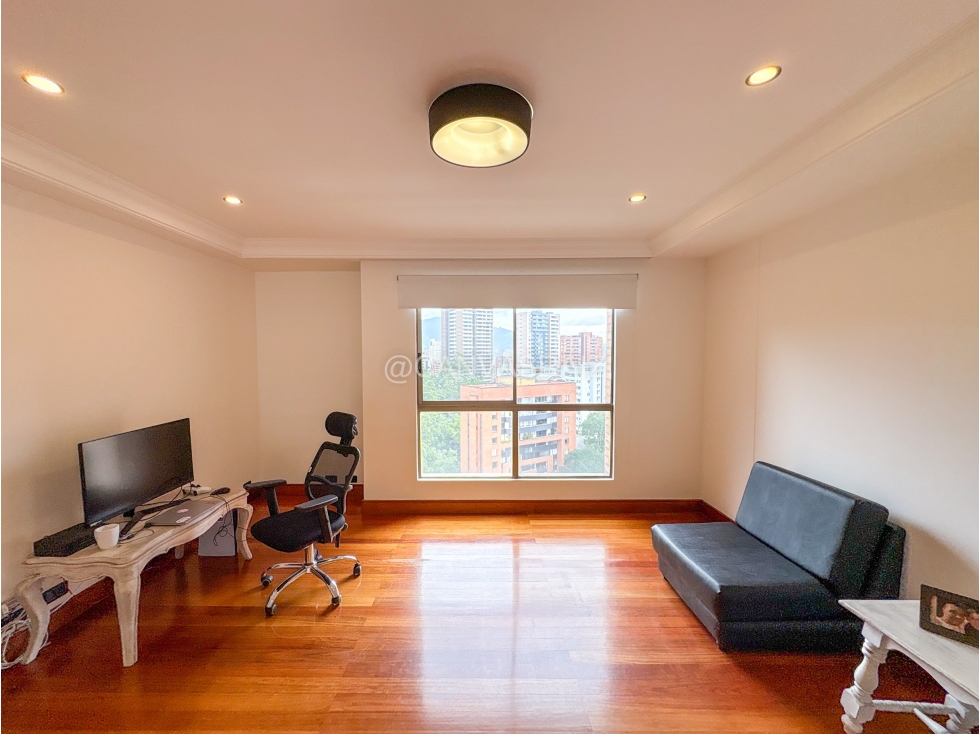 Apartamento en venta en El Poblado, Medellín · foto 16 de 19