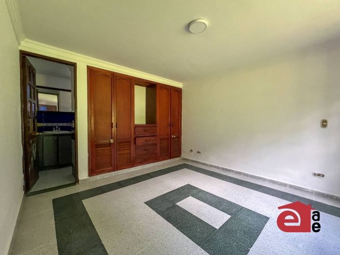 Finca en arriendo en Loma Del Escobero, Envigado, 11500 m² · foto 8 de 24