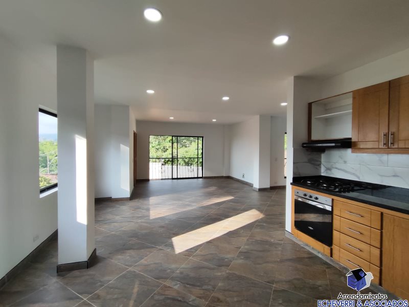 5BR House in Loma del Escobero (350 m²) - 2