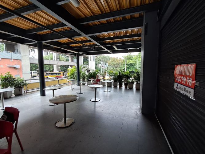 Local en arriendo en Moravia, Medellín, 19 m² · foto 11 de 16