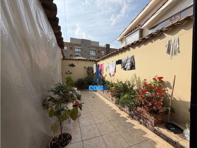 Casa de 4 alcobas en venta en La Calleja, Bogotá, 371 m² · foto 12 de 24