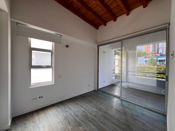 Casa de 3 alcobas en venta en Guapante, Rionegro, 178 m² · foto 3 de 16