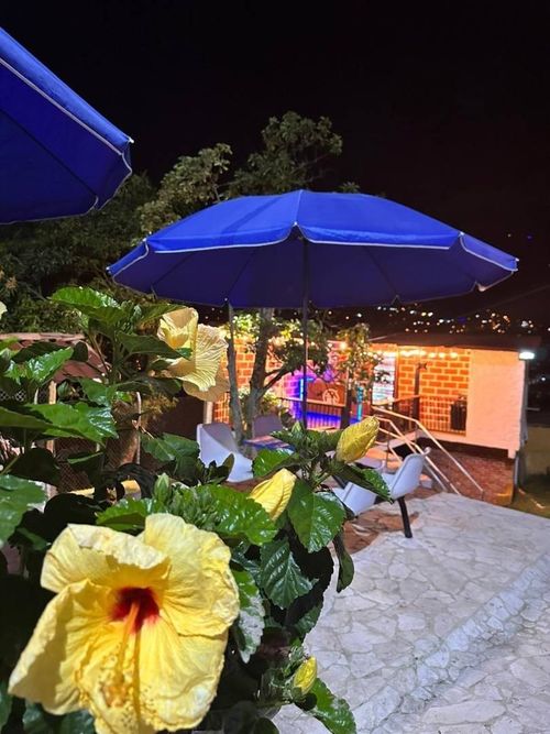 Casa de 12 alcobas en venta en Actividad Multiple, Copacabana, 380 m² · foto 10 de 24