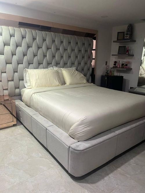 Casa de 12 alcobas en venta en Actividad Multiple, Copacabana, 380 m² · foto 23 de 24