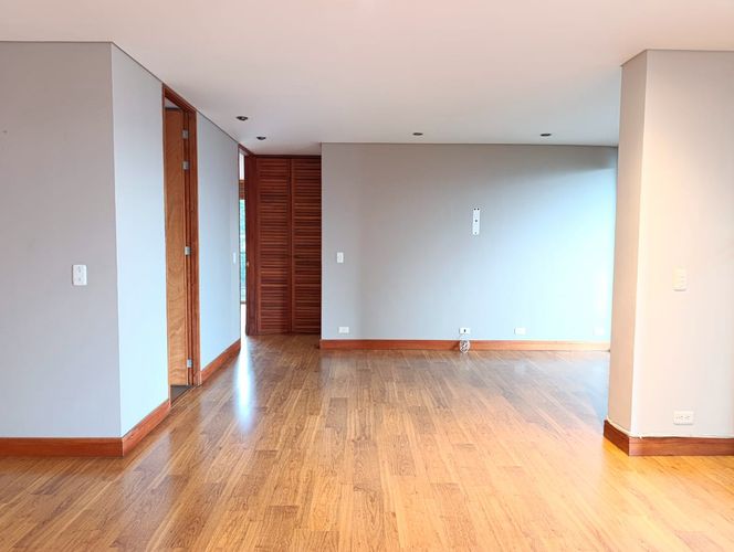 Apartamento de 2 alcobas en arriendo en El Poblado, Medellín, 118 m² · foto 16 de 20