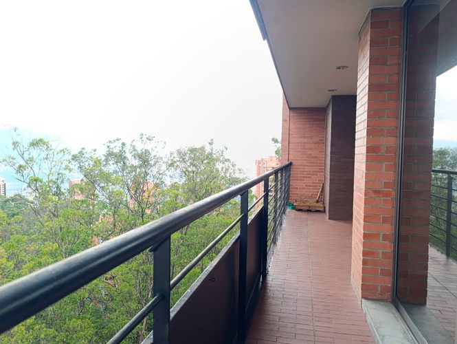 Apartamento de 2 alcobas en arriendo en El Poblado, Medellín, 118 m² · foto 20 de 20