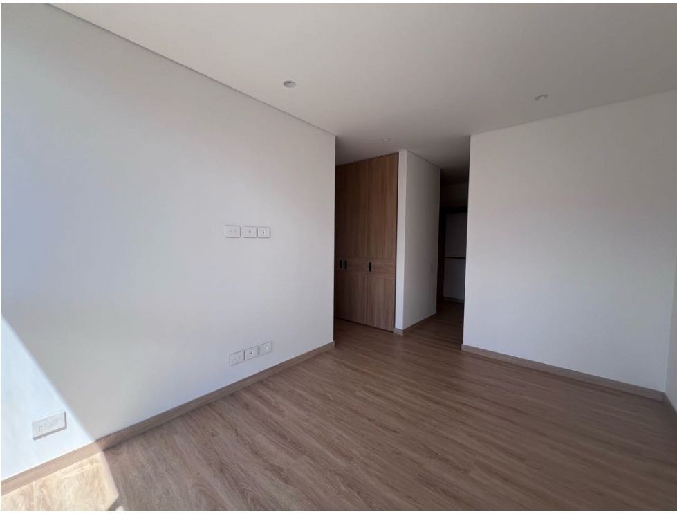Apartamento en venta en El Virrey, Bogotá · foto 11 de 18