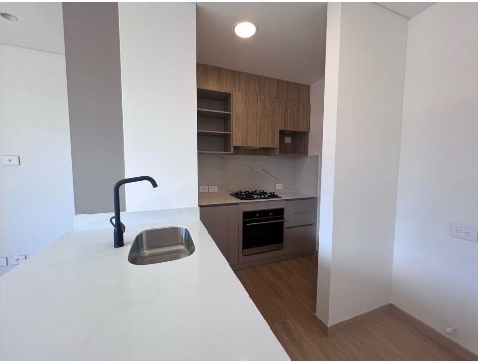 Apartamento en venta en El Virrey, Bogotá · foto 4 de 18
