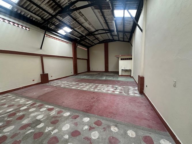 Bodega en arriendo en Bellavista, Bello, 230 m² · foto 6 de 12