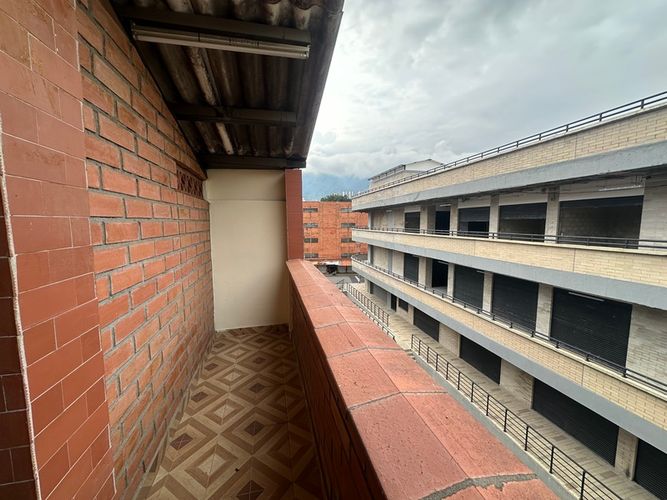 Bodega en arriendo en Bellavista, Bello, 230 m² · foto 12 de 12