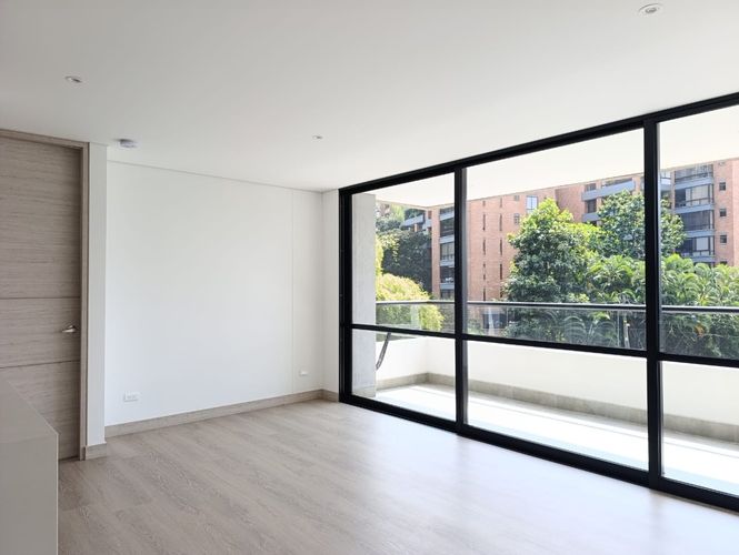 Apartamento de 1 alcoba en arriendo en Los Balsos, Medellín, 67 m² · foto 3 de 15