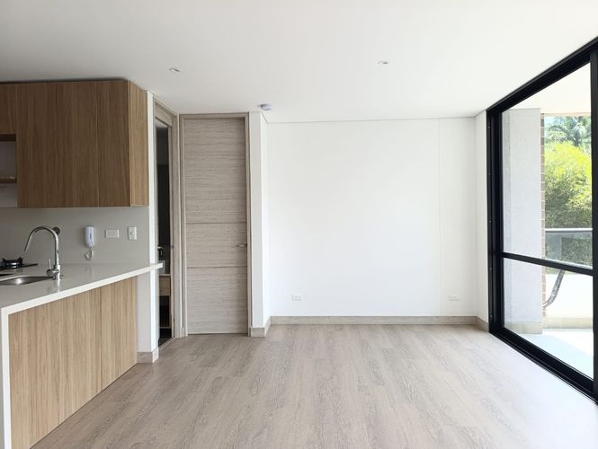 Apartamento de 1 alcoba en arriendo en Los Balsos, Medellín, 67 m² · foto 4 de 15