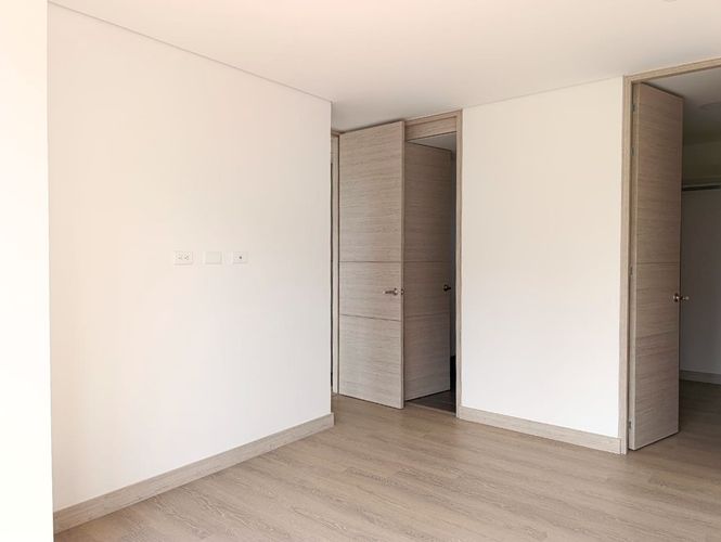 Apartamento de 1 alcoba en arriendo en Los Balsos, Medellín, 67 m² · foto 11 de 15